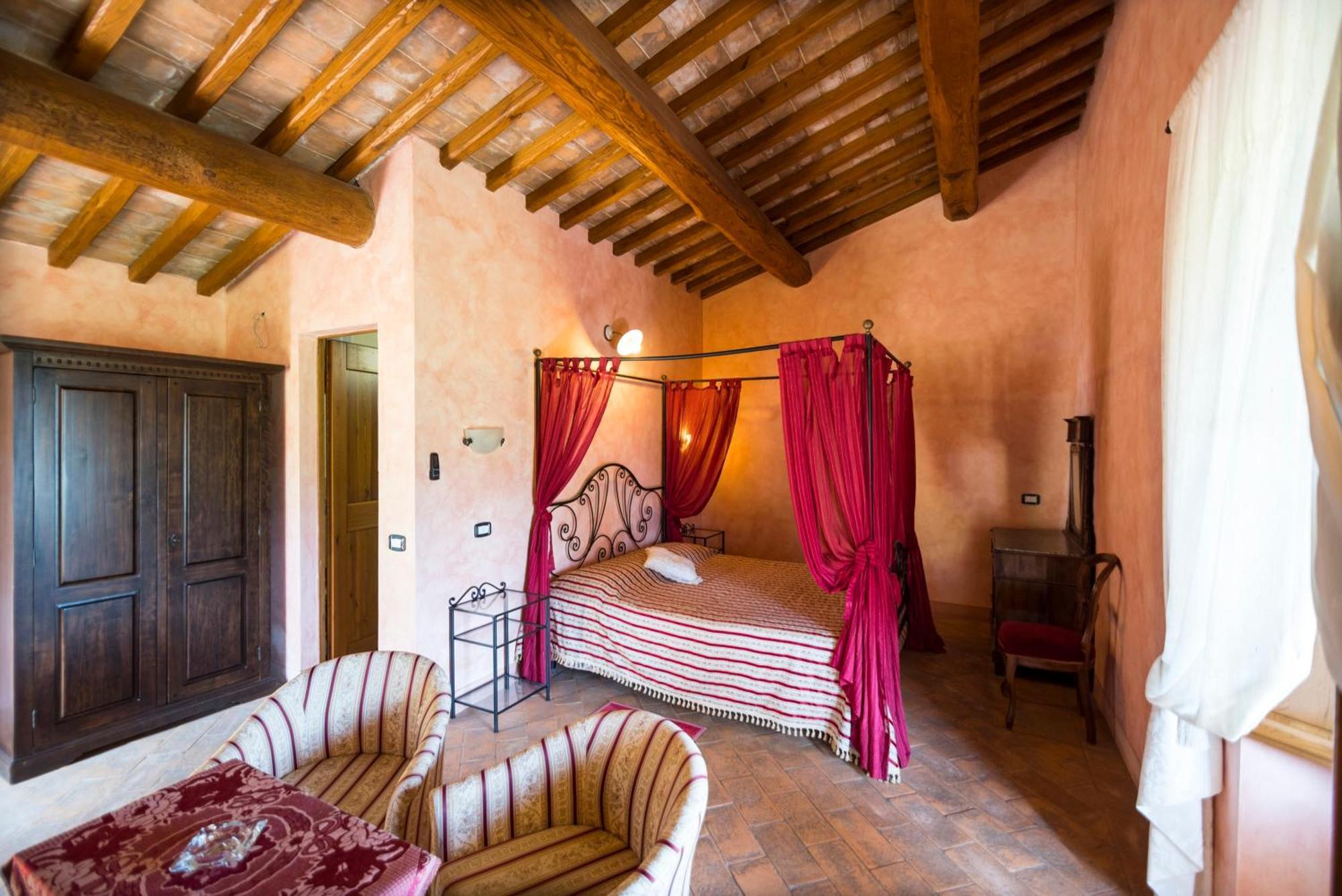 Agriturismo Il Serraglio Montepulciano Exterior photo
